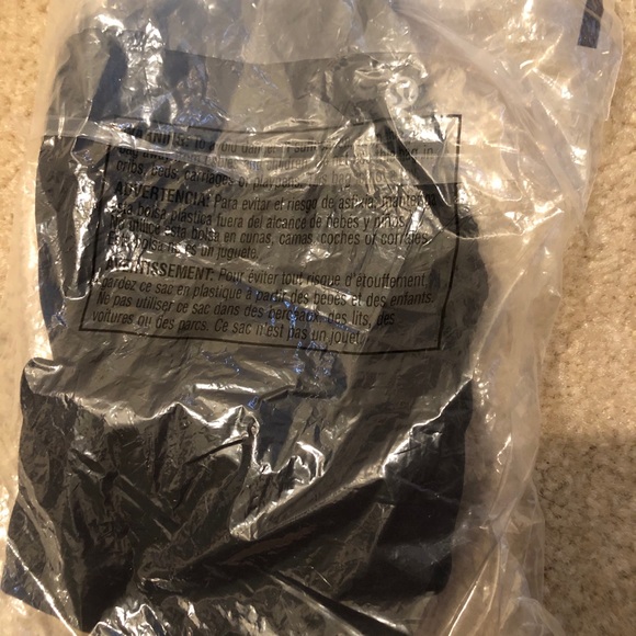 ****SOLD****BNWT Lululemon in movement 28” size 4 - Picture 5 of 5